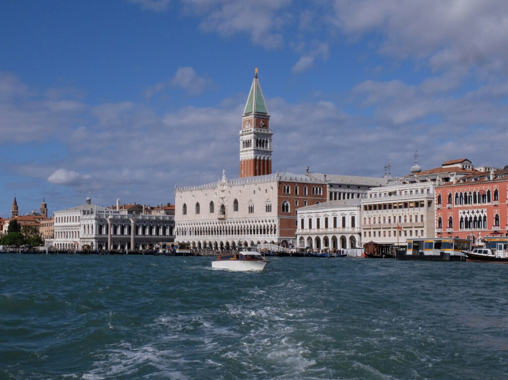 Wenecja - panorama na Pałac Dodżów